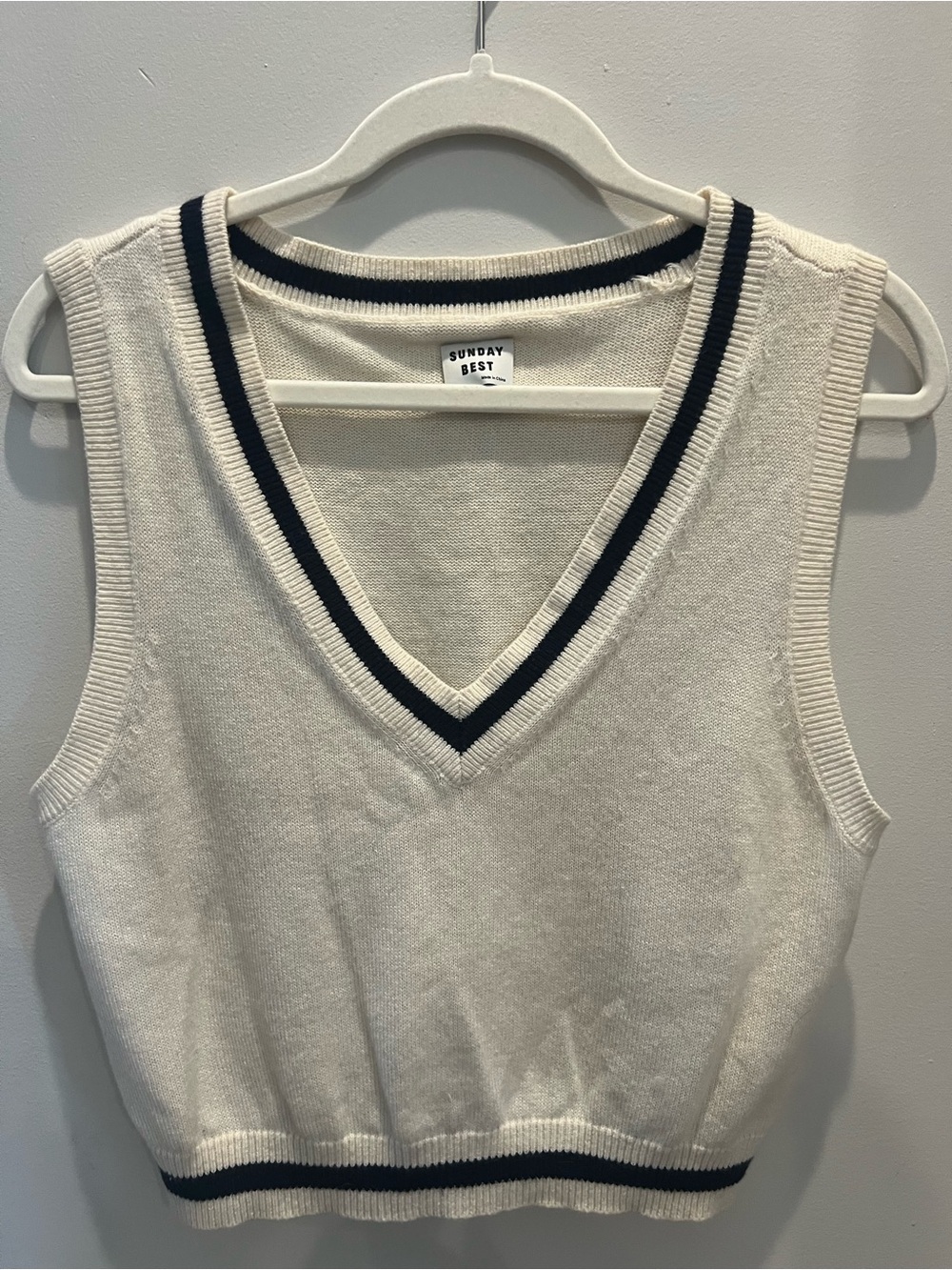 Sunday Best Cream Knit V-Neck Sleeveless Vest with Navy Trim